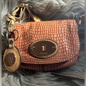 Vintage Fossil Women's Tan and orange  Leather Crossbody Bag Authentic Genuine